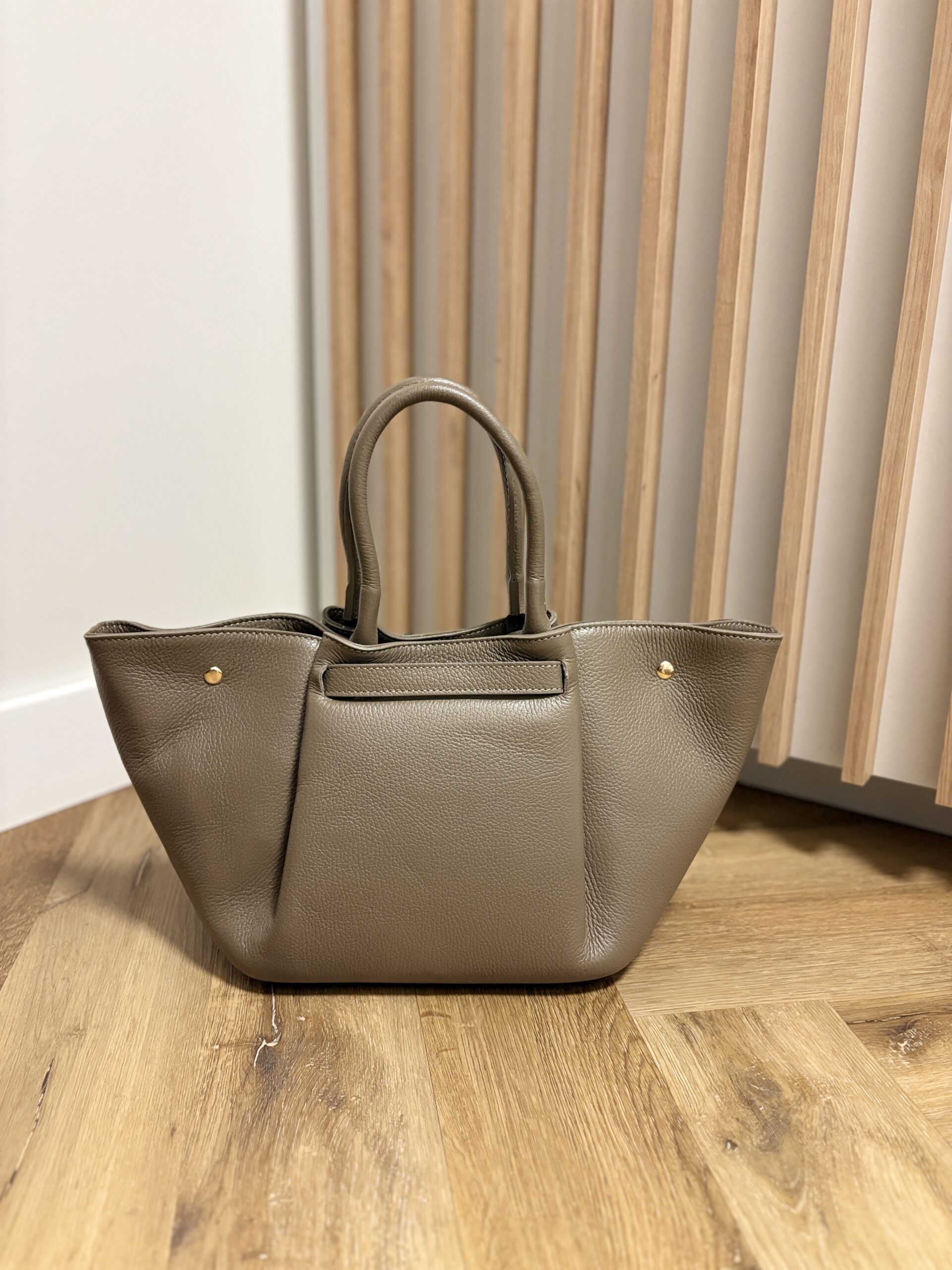 Elegancka skórzana torebka miejska Avoria - beżowa 2 Elegancka skórzana torebka miejska Avoria - beżowa - obrazek 2