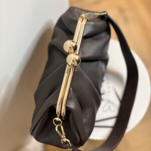 Skórzana torebka damska kiss lock w stylu retro Collete - brązowa