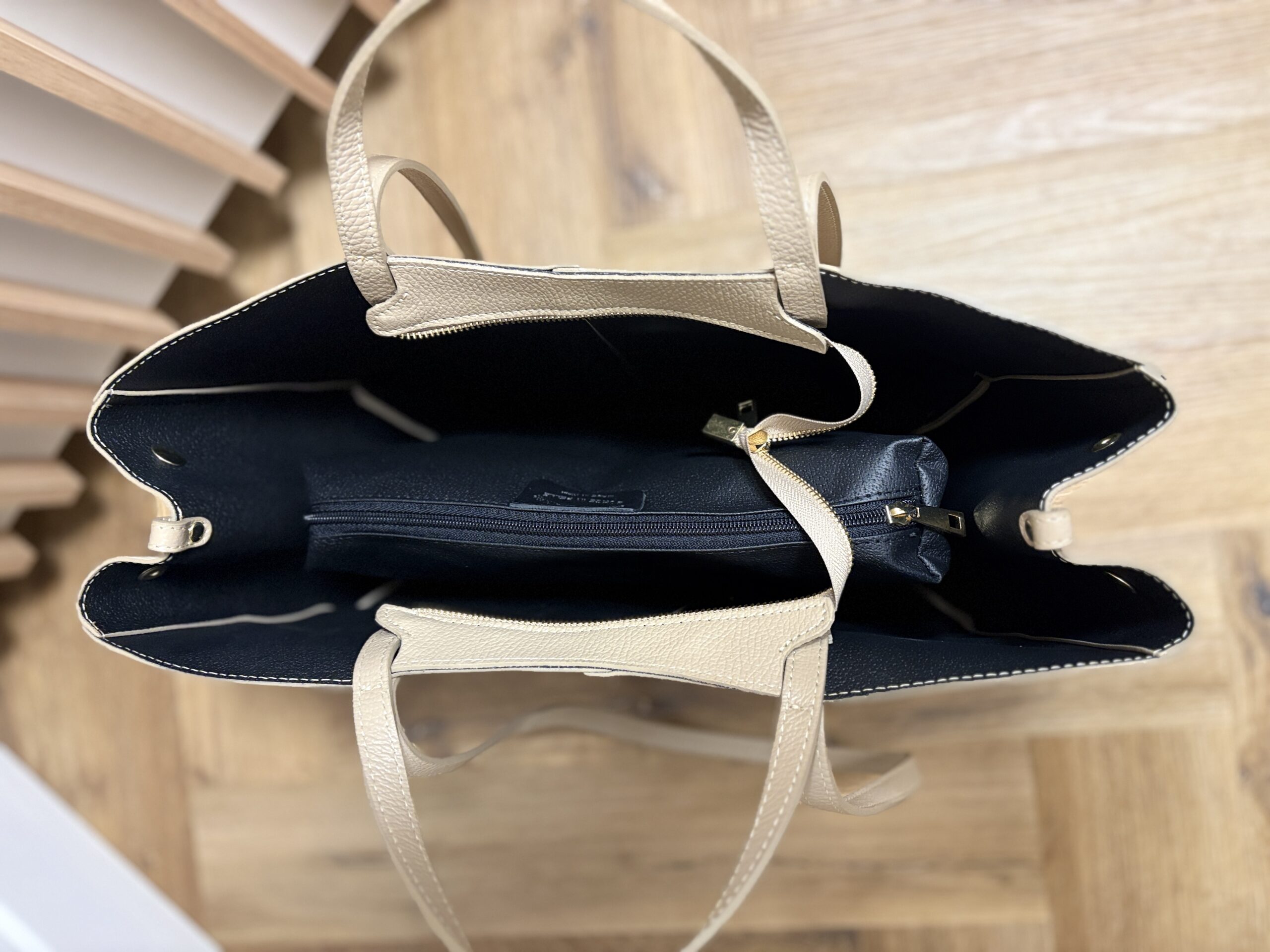 Shopperka z naturalnego zamszu Sorell – beżowa 4 Shopperka z naturalnego zamszu Sorell – beżowa - obrazek 4