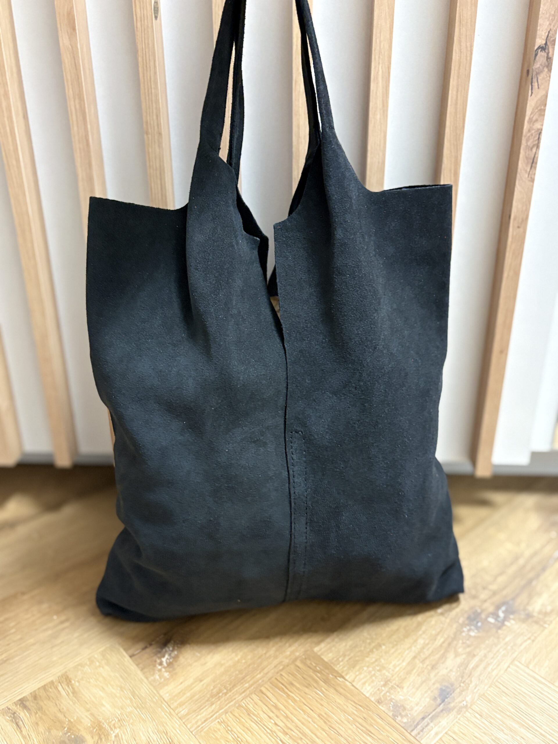 Torba-worek z zamszu naturalnego Lunéa Suede - czarna 6 Torba-worek z zamszu naturalnego Lunéa Suede - czarna - obrazek 6