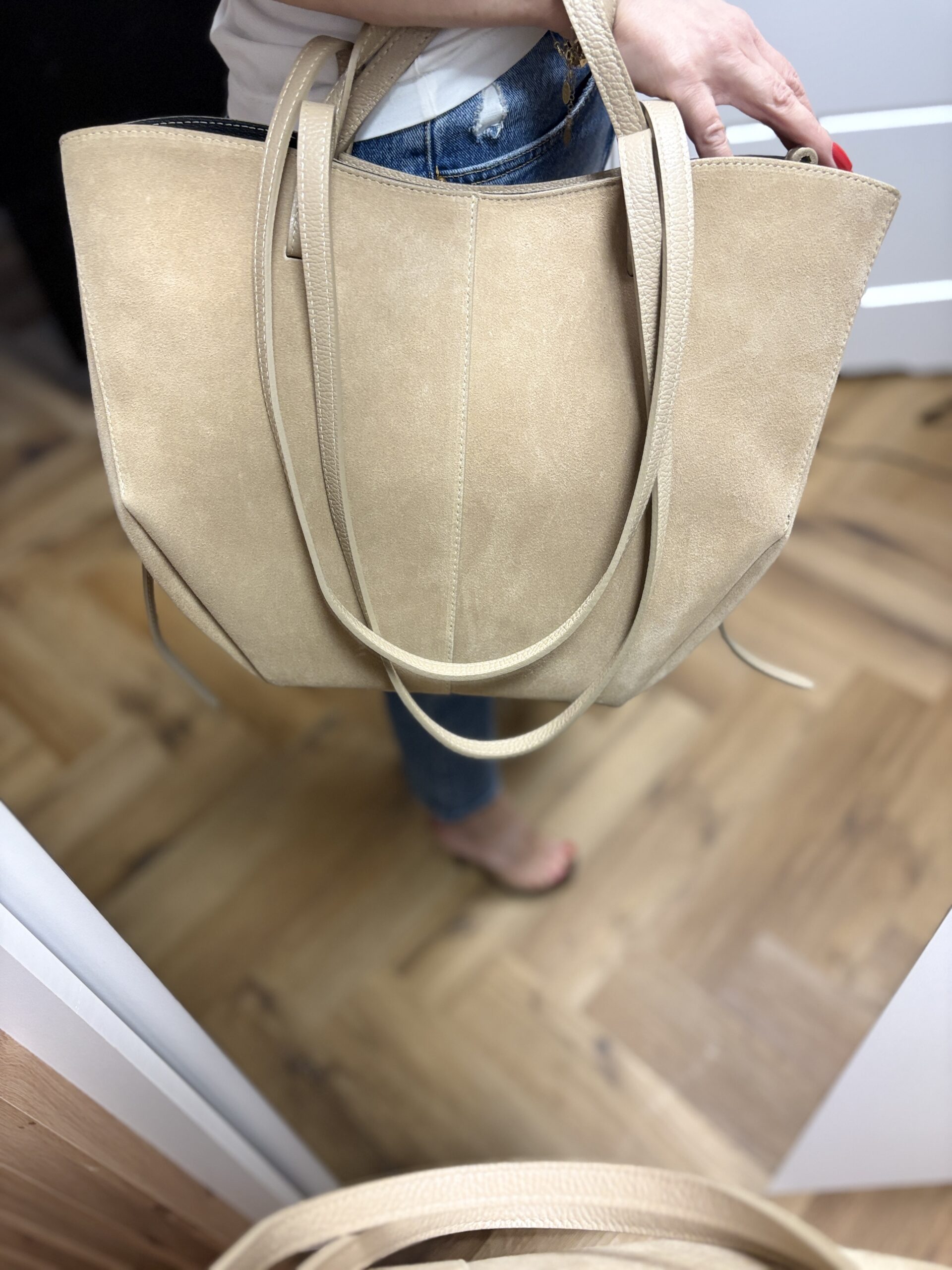 Shopperka z naturalnego zamszu Sorell – beżowa 7 Shopperka z naturalnego zamszu Sorell – beżowa - obrazek 7